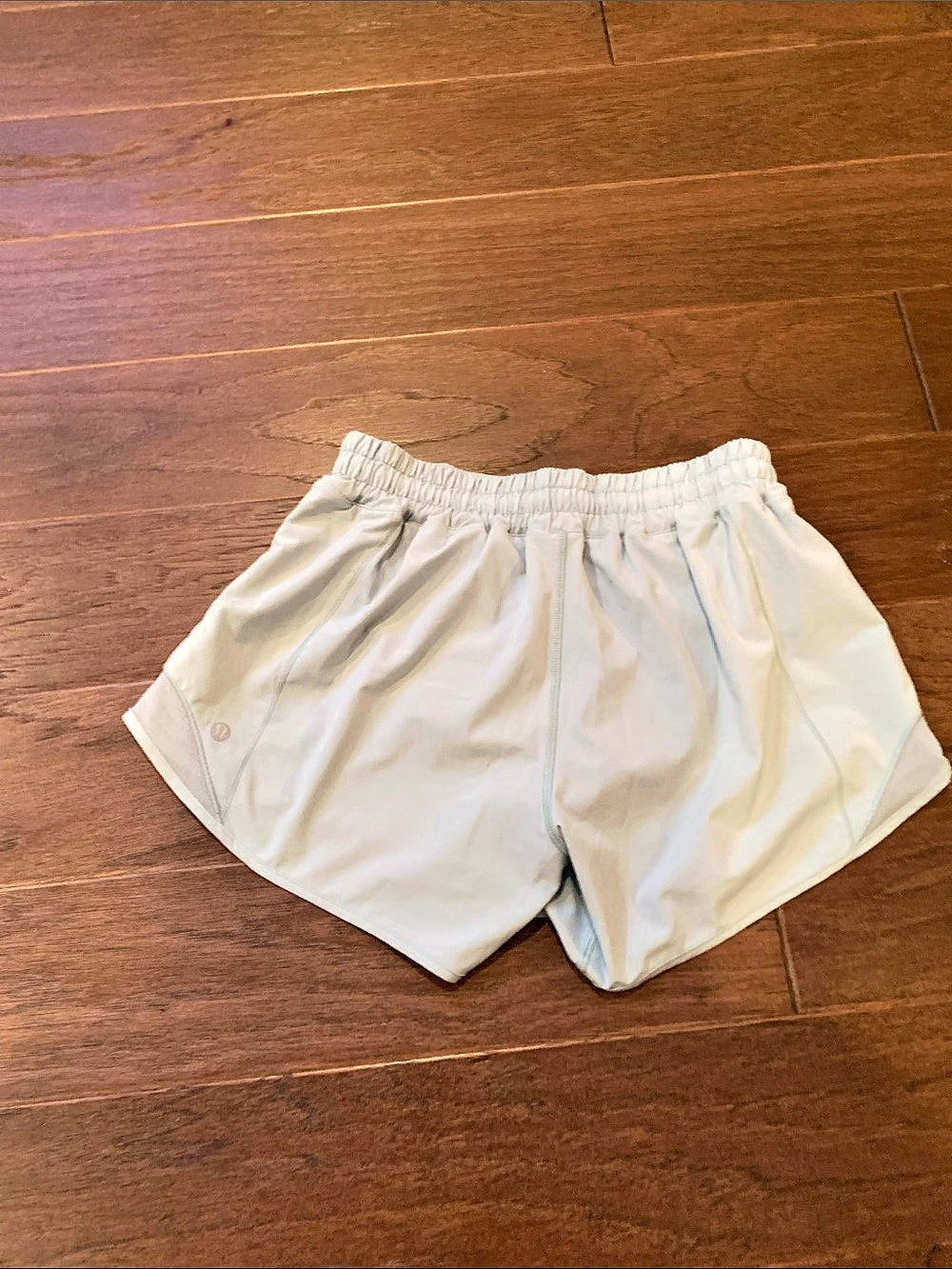 Lululemon Hotty Hot Short II *2.5" White Athletic Shorts